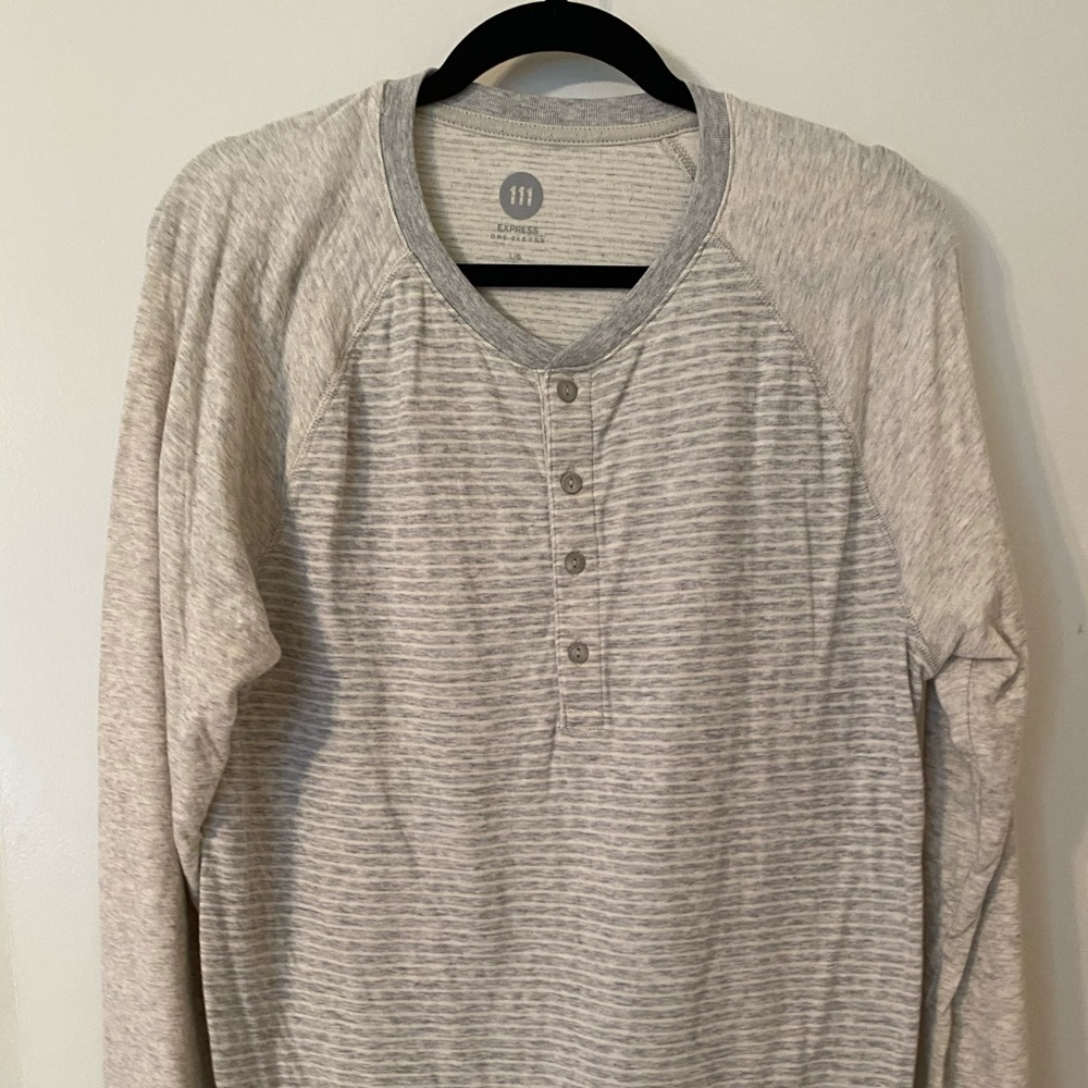 NWOT express top